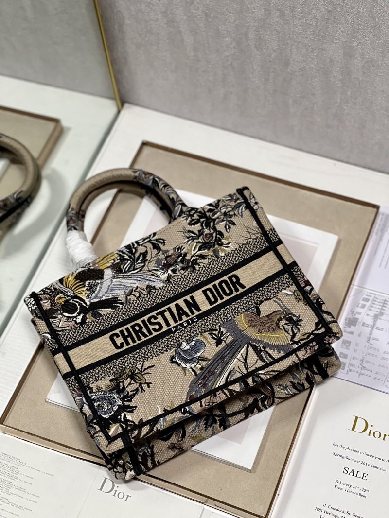 Christian Dior Shopping Bags